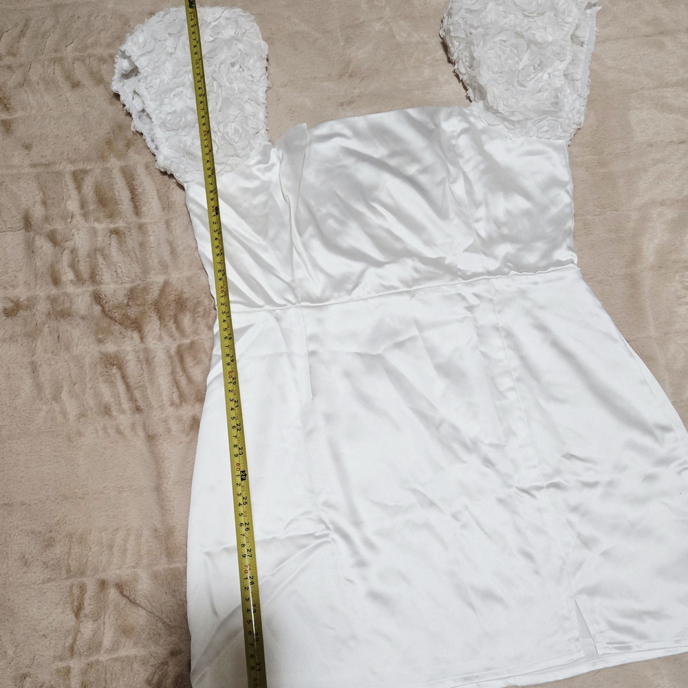Lulu's Ivory Satin Dress with Ruffled Sleeves Size XL - Picture 9 of 14